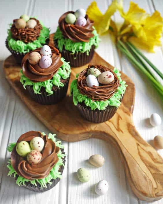 Egg nest cupcake by tamingtwins.com