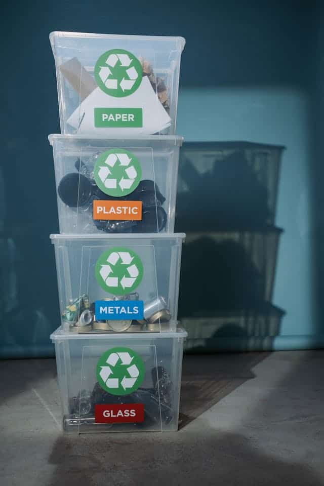 Recycling station by Cottonbro Studio from Pexels.